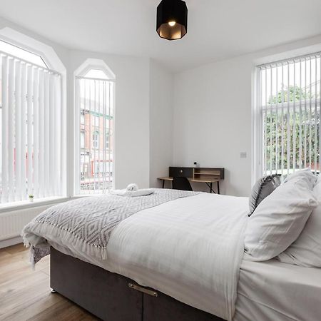 York Villas Free Parking Included Liverpool Buitenkant foto